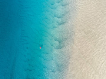 Elliot Heads Buoy Far