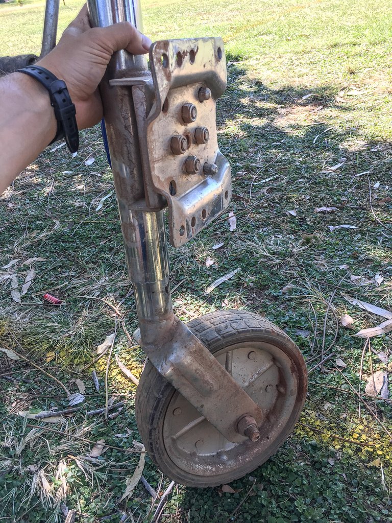 trailer jockey wheel